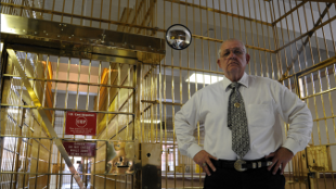 inside death row frame